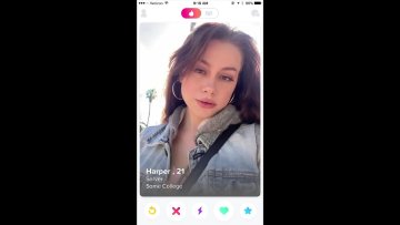 Intalnire Tinder: Futut salbatic acasa